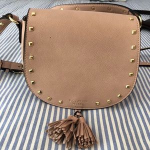 Cute studded crossbody bag!